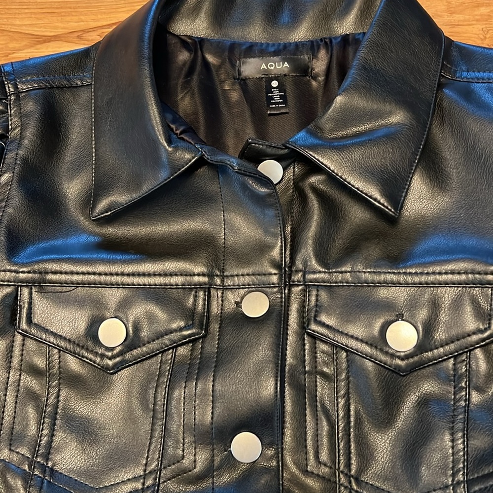 Aqua vegan leather jacket with puffed shoulder. Size XS. Fits like a 4 - Picture 2 of 3